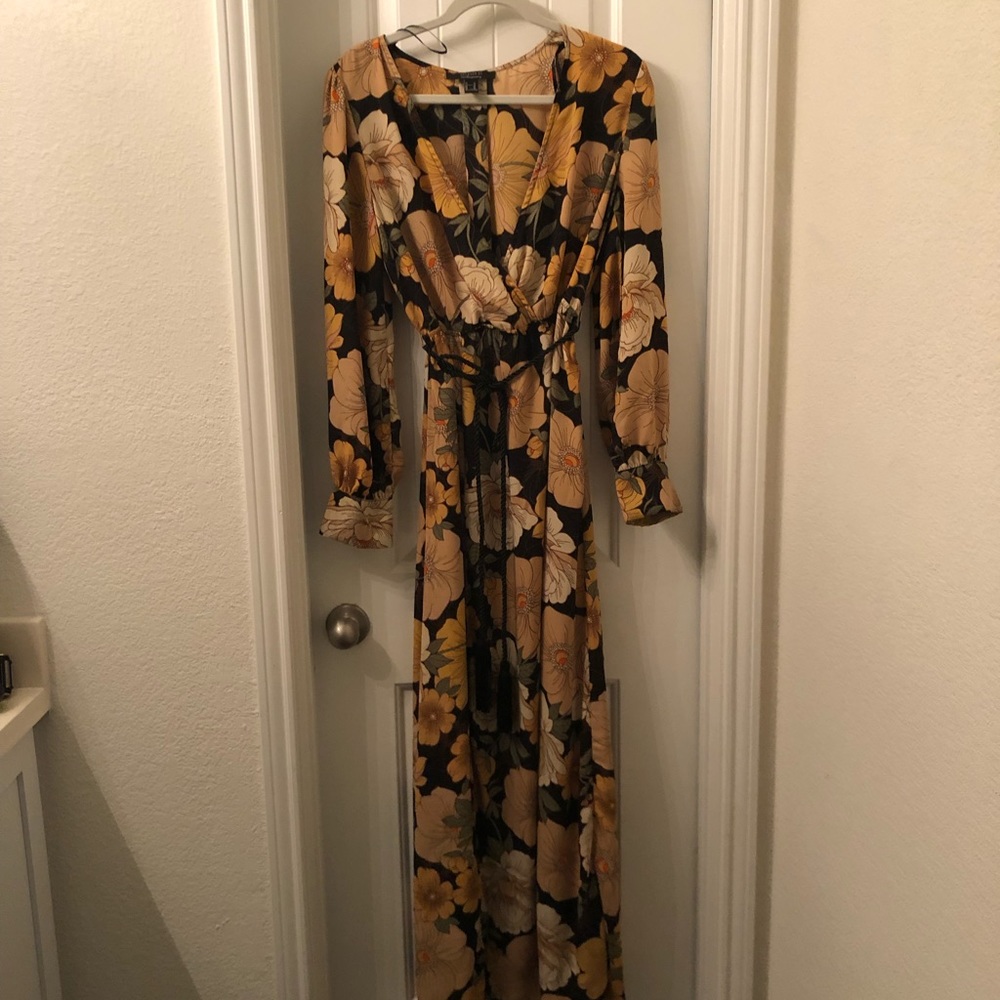 Floral tassel tie maxi dress